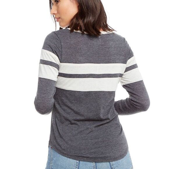 CHASER Blocked Long Sleeve Shirttail Crewneck Tee Small - Picture 2 of 11